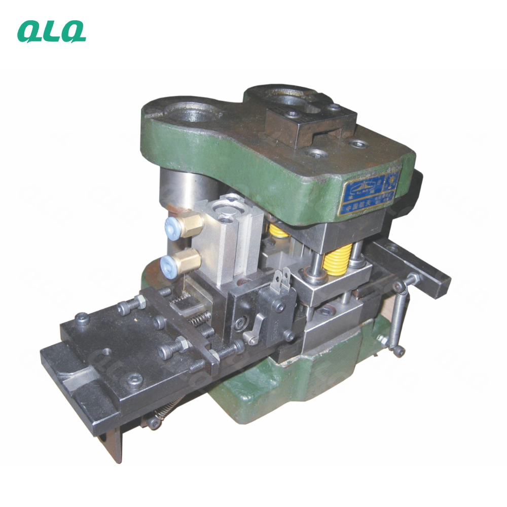 Hole Punching Mould for Zipper-1